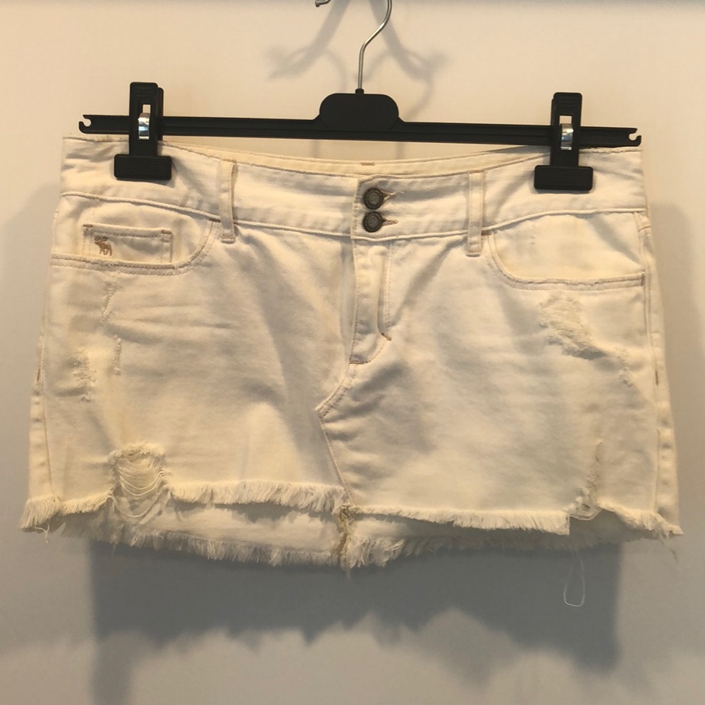 Abercrombie & Fitch white denim skirt